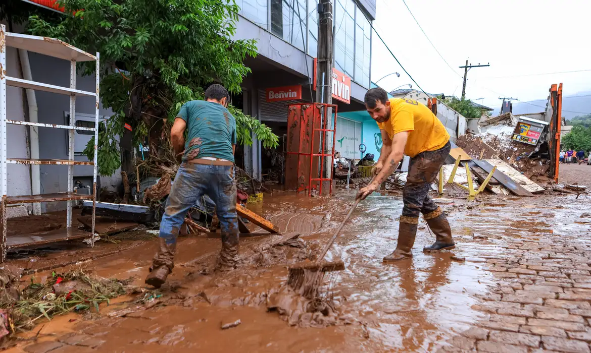 Política de saúde mental para atingidos em desastres