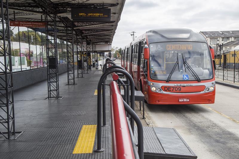 Vereadores pedem salas de descanso para motoristas de ônibus