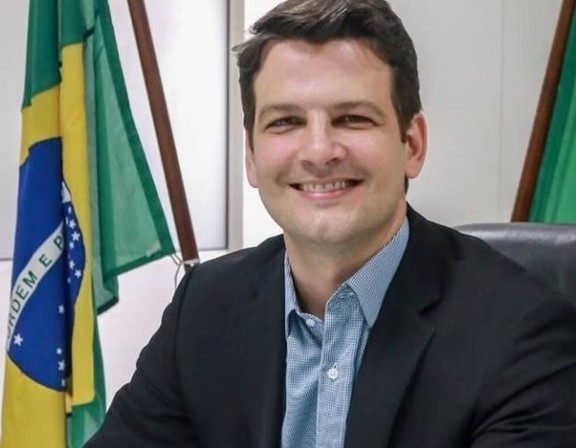 Eduardo Pimentel é eleito prefeito de Curitiba – Ponta Grossa e Londrina já tem resultados finais