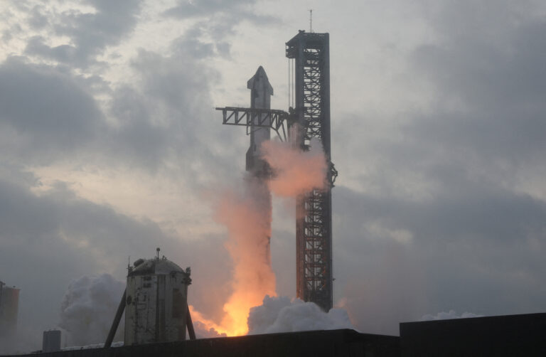 FILE PHOTO: SpaceX's next-generation Starship spacecraft atop its powerful Super Heavy rocket lifts off on its third launch from the company's Boca Chica launchpad on an uncrewed test flight, near Brownsville, Texas, U.S. March 14, 2024. REUTERS/Joe Skipper/File Photo