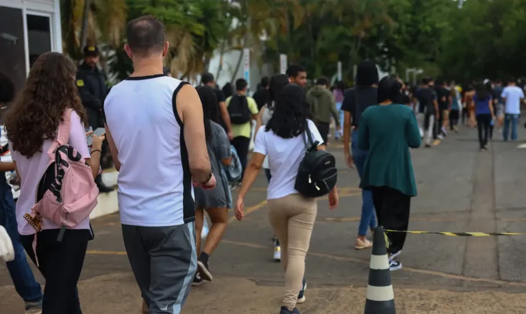 MEC estuda volta do Enem como certificado do ensino médio em 2025